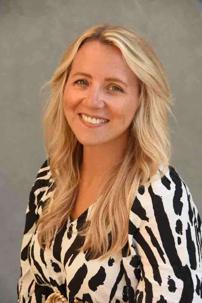 Photo of Miss Beardsley